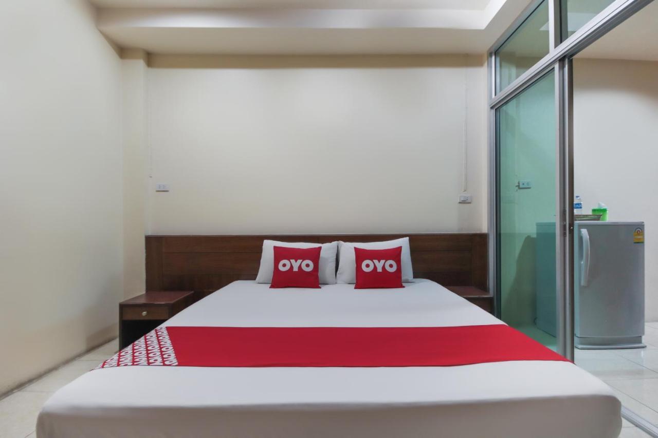 Oyo 889 Baan Sakdidet Hotel Wichit Екстериор снимка